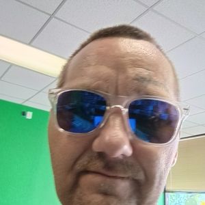 Meet your Posher, Craig